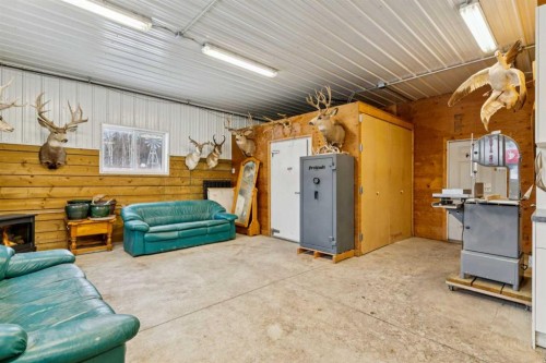 5544 Township Road 302, Rural Mountain View County, AB - Indoor