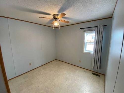 346 Railway Avenue, Duchess, AB 