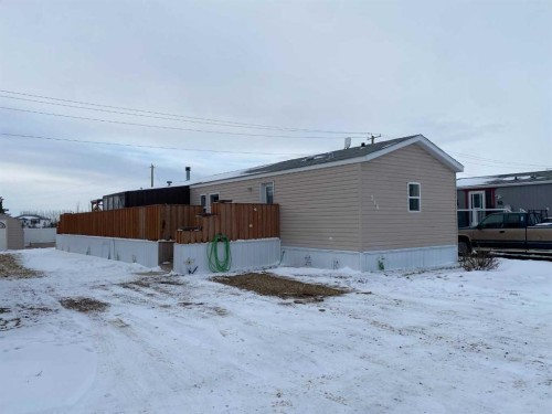 346 Railway Avenue, Duchess, AB 