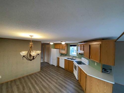 346 Railway Avenue, Duchess, AB 