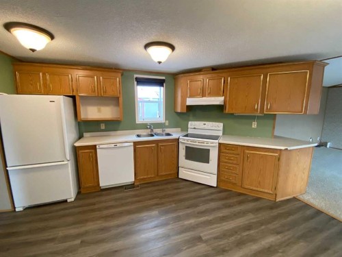 346 Railway Avenue, Duchess, AB 