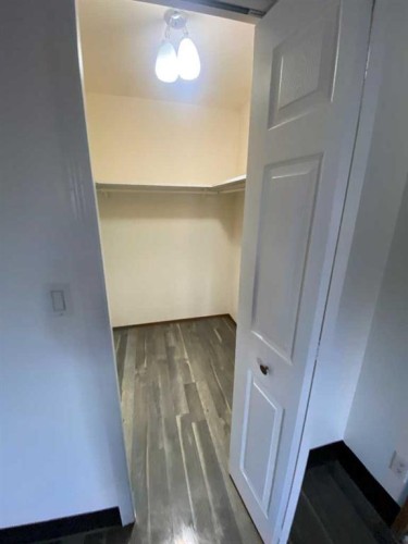 75 Greenbrook Road East, Brooks, AB - Indoor Photo Showing Other Room