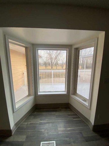 75 Greenbrook Road East, Brooks, AB - Indoor Photo Showing Other Room