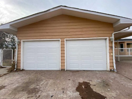 75 Greenbrook Road East, Brooks, AB - Outdoor With Exterior