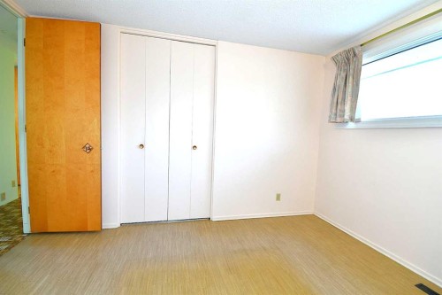 204 2 Avenue, Bassano, AB - Indoor Photo Showing Other Room