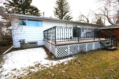 204 2 Avenue, Bassano, AB - Outdoor With Deck Patio Veranda