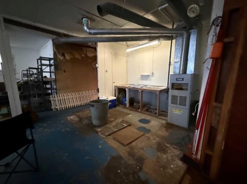 409 6 Avenue West, Hanna, AB - Indoor Photo Showing Basement