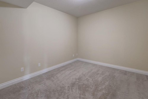 12 Garden Way, Drumheller, AB - Indoor Photo Showing Other Room