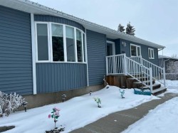5118 43 Street  Olds, AB T4H 1A8
