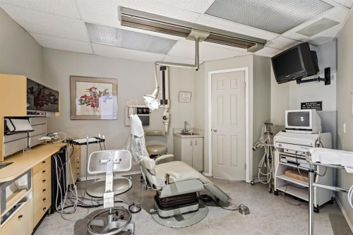 5600 Elbow Drive Sw, Calgary, AB 