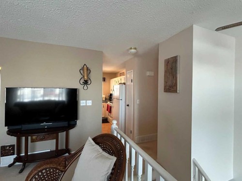 4529 Shannon Drive, Olds, AB - Indoor