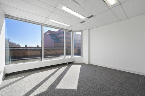 1121 Centre Street Nw, Calgary, AB 