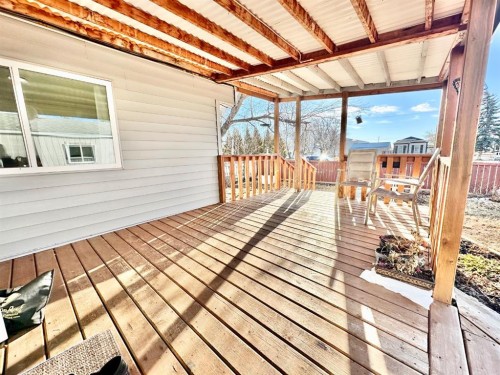 168 2 Avenue West, Tilley, AB - Outdoor With Deck Patio Veranda