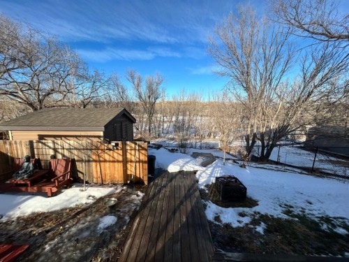 930 Newcastle Trail, Drumheller, AB - Outdoor