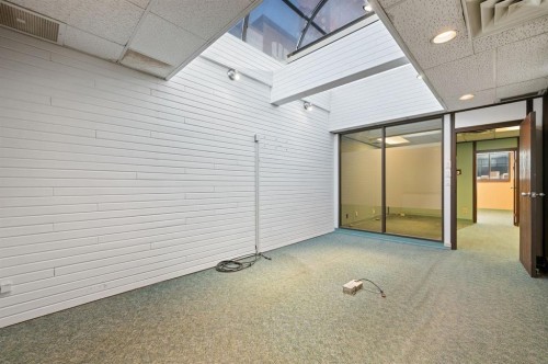 627 8 Avenue Sw, Calgary, AB 