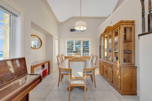 25 Ashmore Close, Red Deer, AB - Indoor Photo Showing Dining Room
