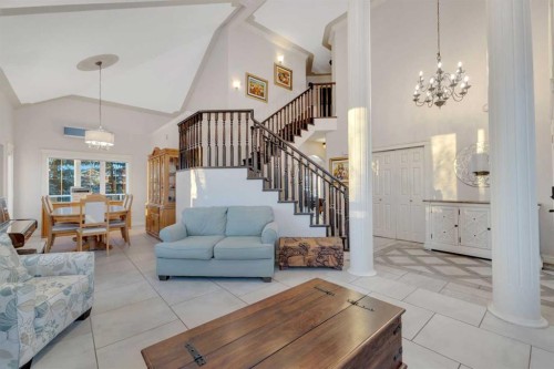25 Ashmore Close, Red Deer, AB - Indoor Photo Showing Living Room