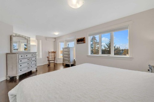 25 Ashmore Close, Red Deer, AB - Indoor Photo Showing Bedroom