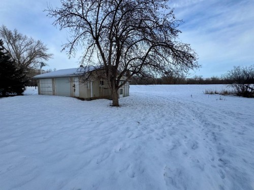 170 9 Street Nw, Drumheller, AB 