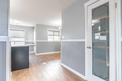 263 Upland Avenue, Brooks, AB - Indoor Photo Showing Other Room