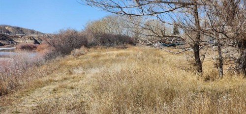 5235 Highway 10, Drumheller, AB 