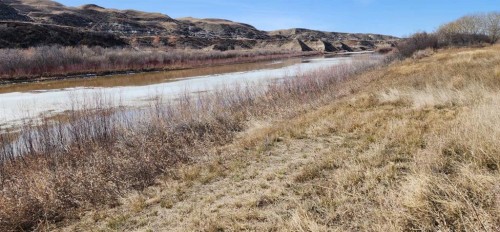 5235 Highway 10, Drumheller, AB 