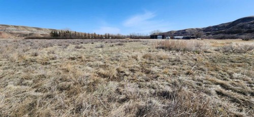 5235 Highway 10, Drumheller, AB 
