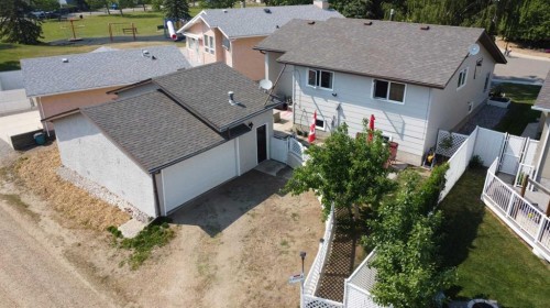 115 Stephens Crescent, Hanna, AB - Outdoor With Exterior