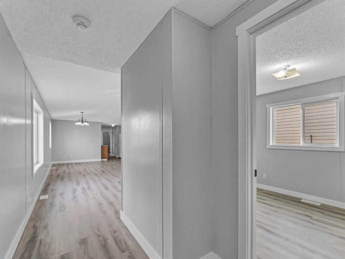 57 Maple Drive West, Brooks, AB 