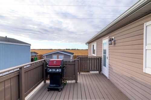 37 Maple Drive, Brooks, AB 