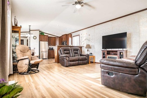 37 Maple Drive, Brooks, AB 