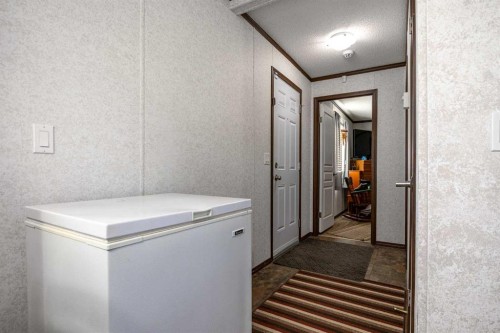 37 Maple Drive, Brooks, AB 