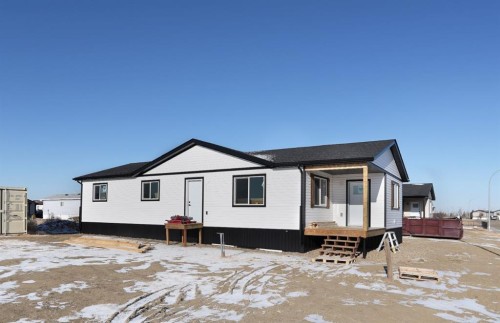 94 Meadowplace Drive, Brooks, AB - Outdoor