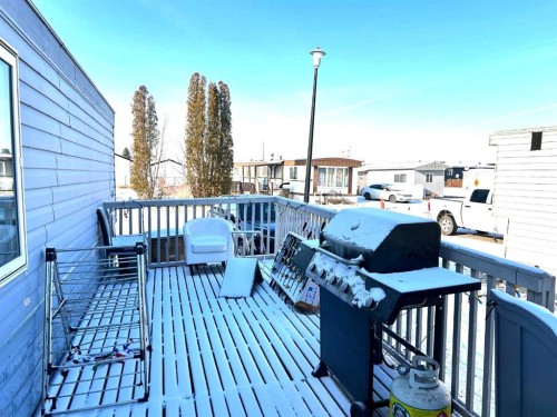 117 Maple Drive West, Brooks, AB 