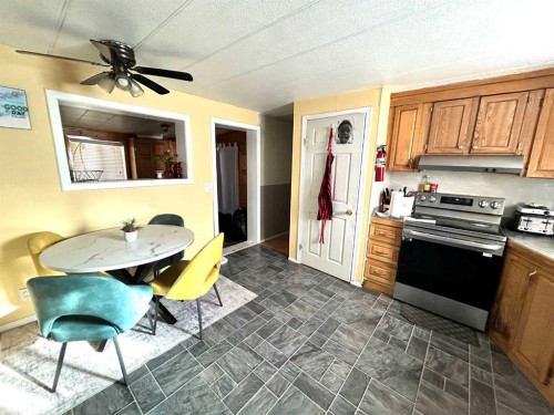 117 Maple Drive West, Brooks, AB 