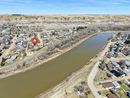 125 14 Street Nw, Drumheller, AB 