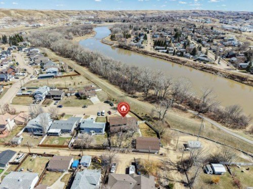 125 14 Street Nw, Drumheller, AB 