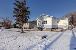 718 7 Avenue EAST Drumheller, AB T0J 0Y5
