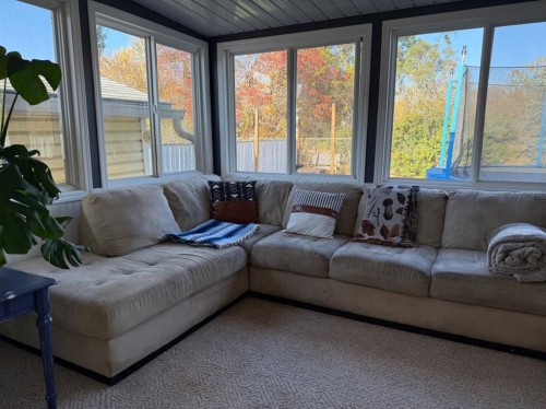 1148 Newcastle Road, Drumheller, AB 