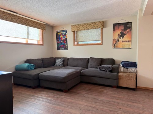 1148 Newcastle Road, Drumheller, AB 