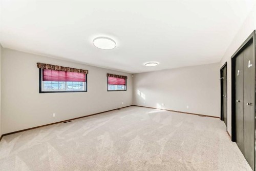 5 Chinook Crescent, Beiseker, AB - Indoor Photo Showing Other Room