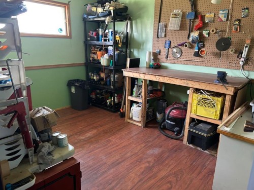 44 Wildrose Crescent West, Brooks, AB - Indoor Photo Showing Other Room
