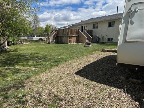 44 Wildrose Crescent West, Brooks, AB - Outdoor