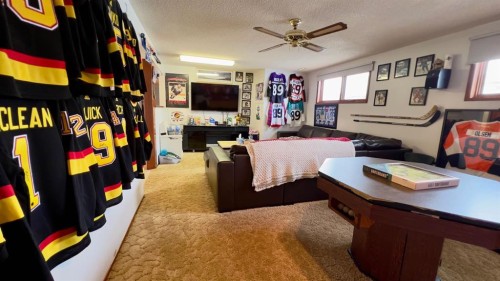 121 Shacker Crescent South, Hanna, AB - Indoor