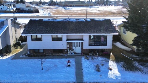 121 Shacker Crescent South, Hanna, AB - Outdoor