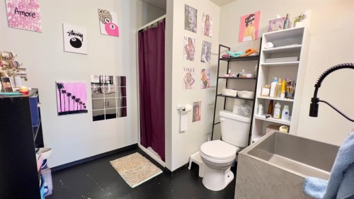 121 Shacker Crescent South, Hanna, AB - Indoor