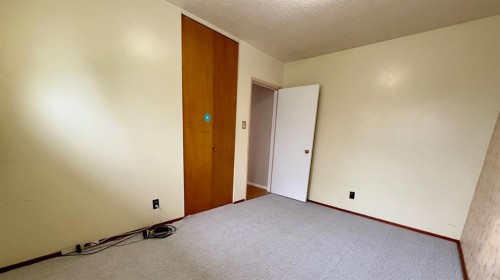 513 6Th Ave West, Hanna, AB - Indoor Photo Showing Other Room