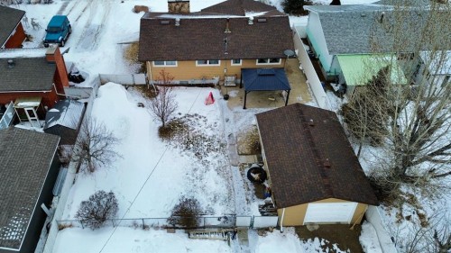 513 6Th Ave West, Hanna, AB - Outdoor