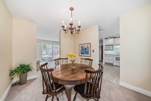 6623 Lethbridge Crescent Sw, Calgary, AB - Indoor Photo Showing Dining Room