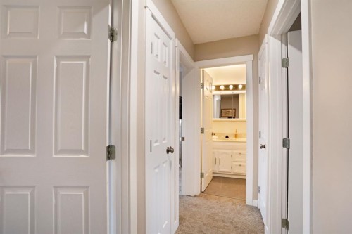 5 Fairview Crescent East, Brooks, AB - Indoor Photo Showing Other Room